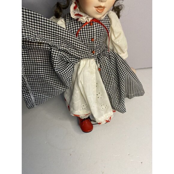 Paradise Galleries Annie Musical Porcelain Doll Collectible 14" by Cindy Shafer - Picture 9 of 16